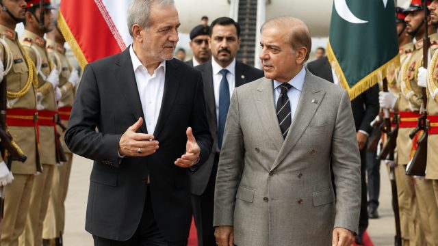 Iran's Diplomatic Move: Pezeshkian's Visit to Pakistan Following US Agreement